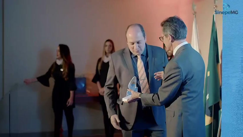 Noite pra lá de especial em comemoração aos 75 anos do SinepeMG.